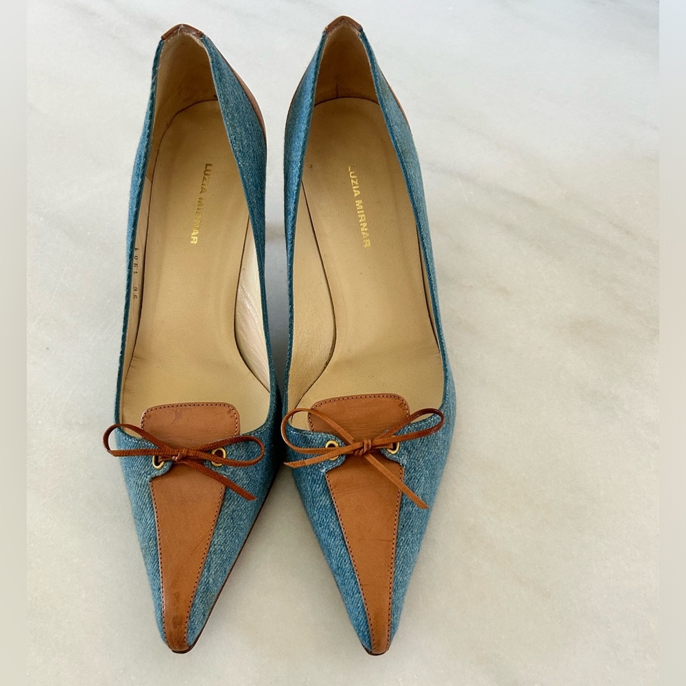 Luzia Mirnar shoes - blue jeans & light brown leather - kitty heel